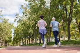 尽管约什科·格瓦迪奥尔的具体回归时间尚未确定，但这位曼城后卫预计将缺席数月之久。 [via @RobDawsonESPN] 来源：City Xtra